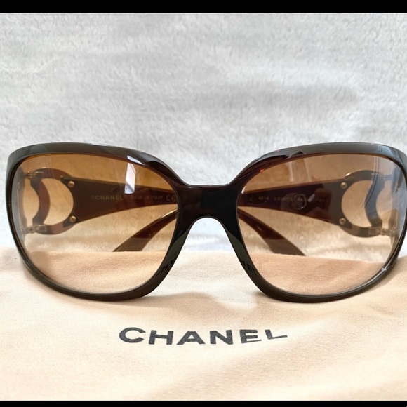 Chanel Authentic sunglasses - Picture 8 of 15